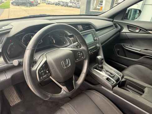 Used 2019 Honda Civic Sport image 8