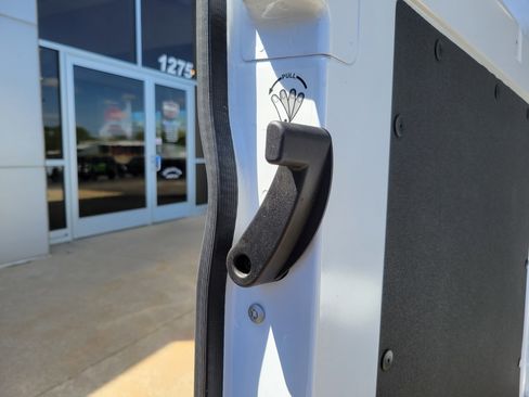 Used 2025 RAM ProMaster 3500 w/ Convenience Group FWD image 18