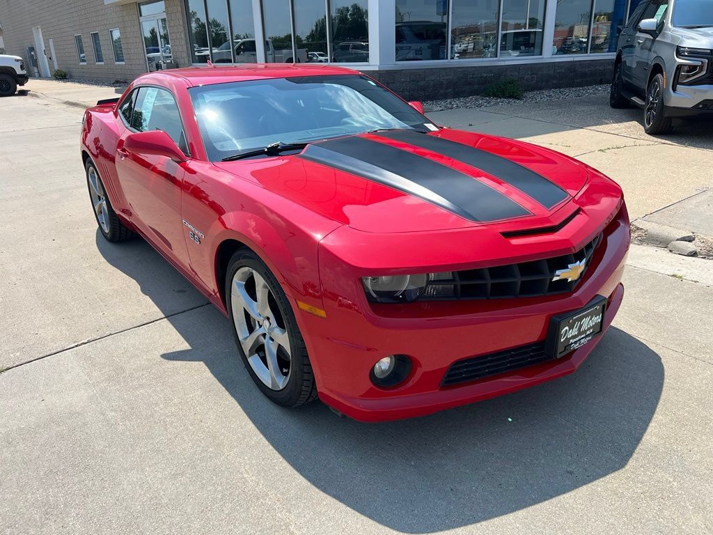 Used 2013 Chevrolet Camaro SS w/ RS Package RWD image 2