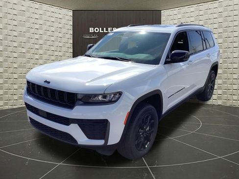 New 2026 Jeep Grand Cherokee L 4WD image 4