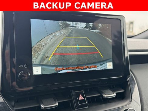 Certified 2025 Toyota Corolla Cross AWD Hybrid w/ Convenience Package image 4