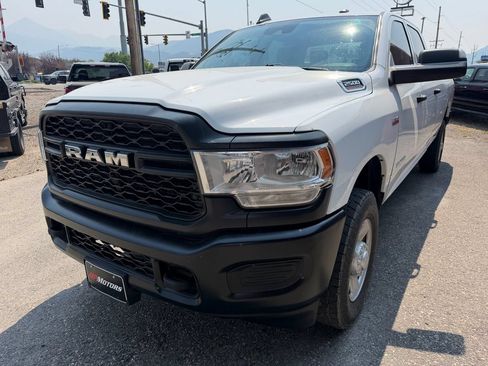 Used 2022 RAM 2500 Tradesman w/ Safety Group AWD/4WD image 4