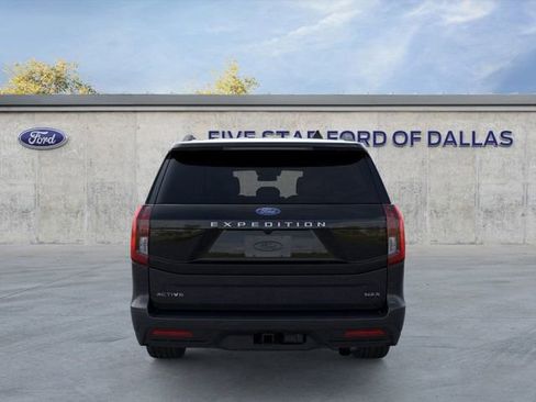 New 2025 Ford Expedition Max Active image 5