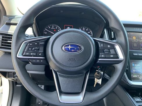 Used 2024 Subaru Outback AWD/4WD image 16