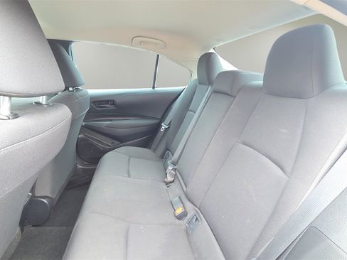 Used 2025 Toyota Corolla LE image 20