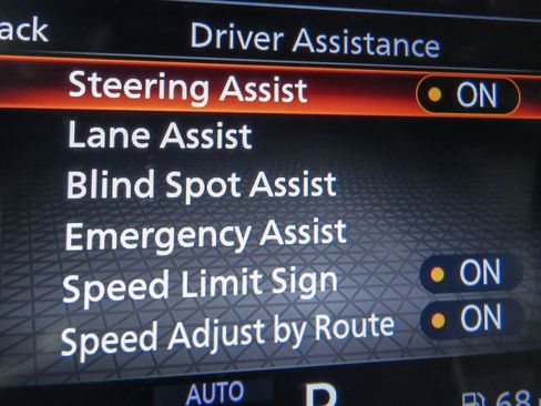 Certified 2023 Nissan Pathfinder SL image 23