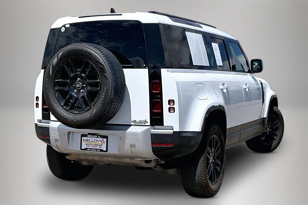 Used 2025 Land Rover Defender 110 S AWD/4WD image 6