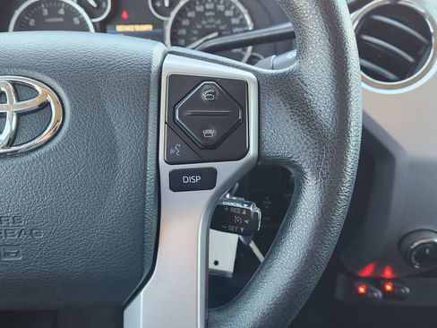 Used 2017 Toyota Tundra SR5 image 32