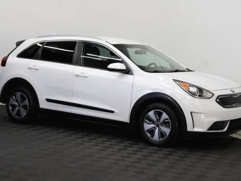 Used 2018 Kia Niro LX FWD image 1