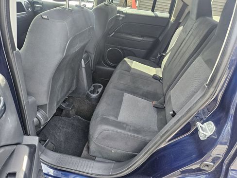 Used 2014 Jeep Patriot Latitude FWD image 13