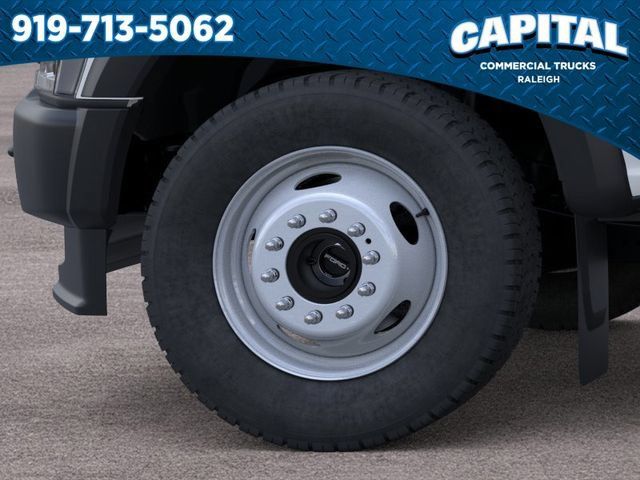 New 2026 Ford F550 4x4 Supercab Super Duty image 21