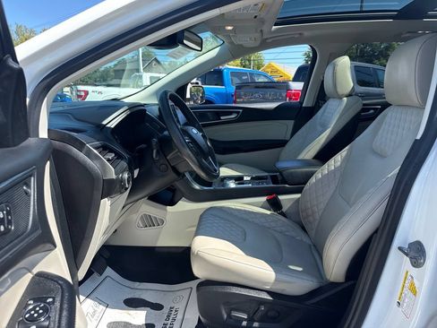Used 2023 Ford Edge Titanium w/ Equipment Group 301A AWD/4WD image 26