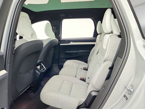New 2025 Volvo EX90 Ultra w/ Protection Package Premier image 25