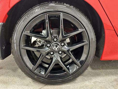 Used 2023 Honda Civic Sport image 14