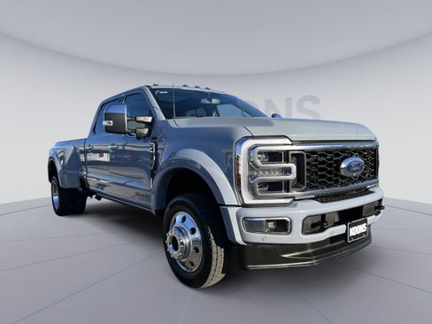 Used 2025 Ford F450 Platinum w/ Platinum Plus Package image 10