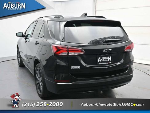 Used 2023 Chevrolet Equinox RS AWD/4WD image 14