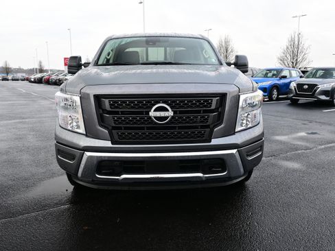 Certified 2024 Nissan Titan SV w/ SV Convenience Package image 3