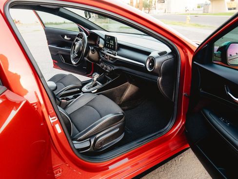 Used 2021 Kia Forte GT-Line w/ GT-Line Premium Package image 15