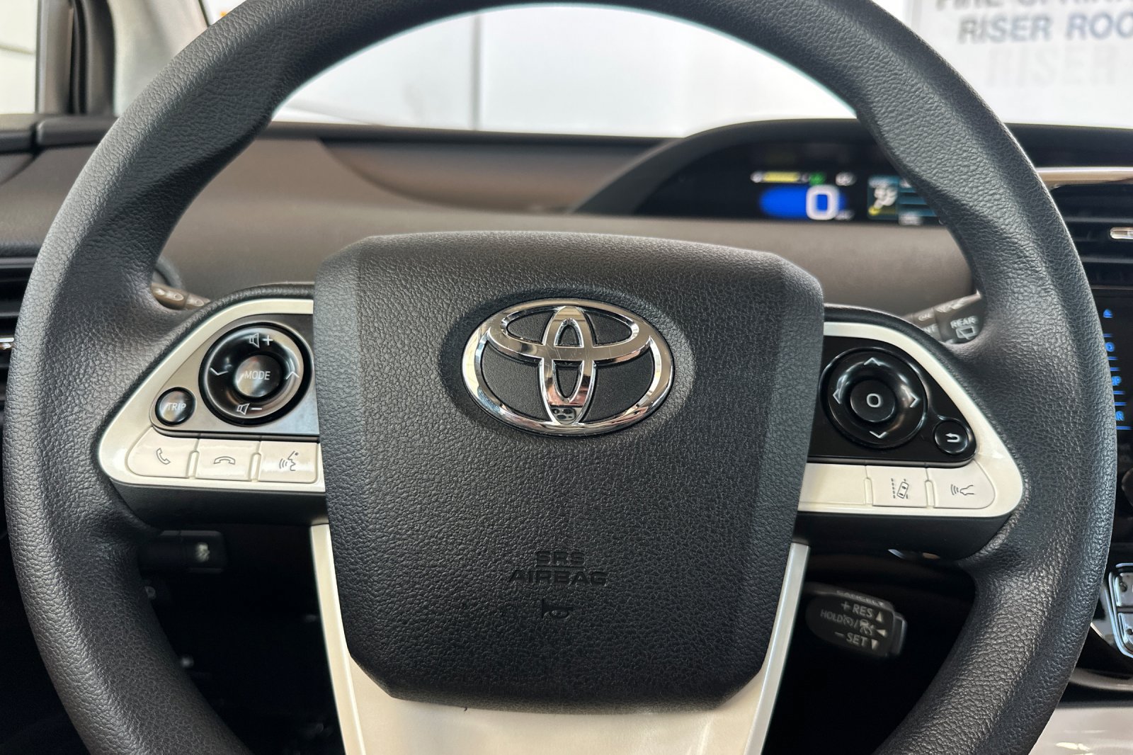 Certified 2017 Toyota Prius Two w/ Carpet Mat Package FWD image 26