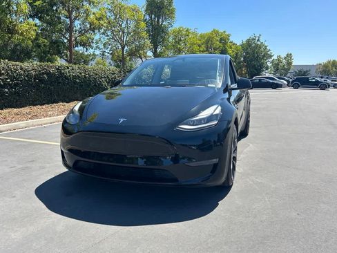 Used 2022 Tesla Model Y Performance AWD/4WD image 5