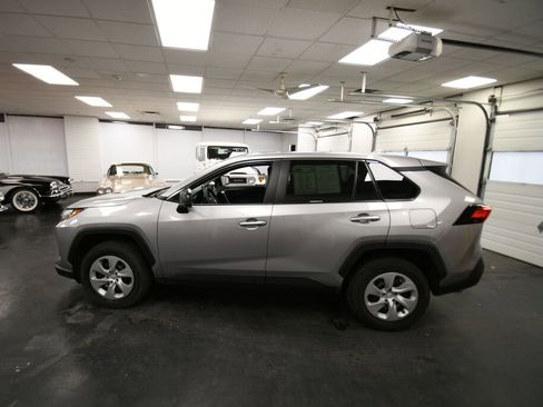 Certified 2024 Toyota RAV4 LE image 4