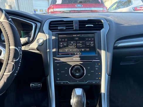 Used 2015 Ford Fusion Titanium image 13