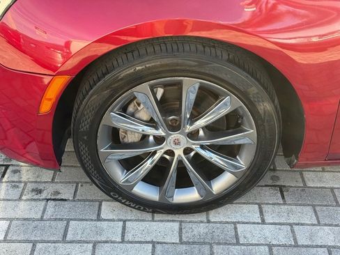 Used 2013 Cadillac XTS Luxury image 35