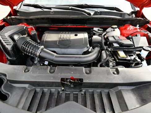 Certified 2025 Chevrolet Blazer LT image 12