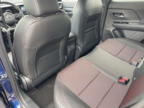 New 2026 Nissan Kicks SR w/ Cold Weather Package AWD/4WD image 18