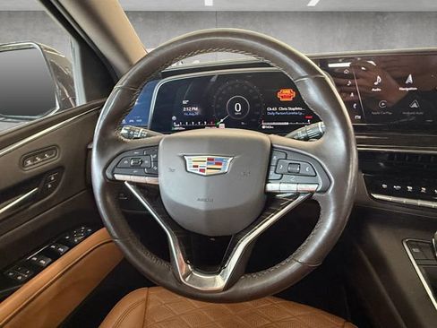 Used 2021 Cadillac Escalade Premium Luxury RWD image 21