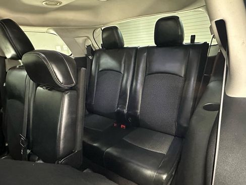 Used 2015 Dodge Journey Crossroad w/ Flexible Seating Group FWD image 12