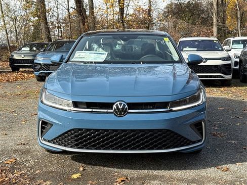 New 2026 Volkswagen Jetta SE image 6