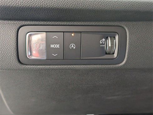 Certified 2024 Chevrolet Traverse LT image 23