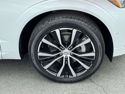 Used 2024 Volvo XC60 B5 Plus w/ Protection Package Premier AWD/4WD image 6