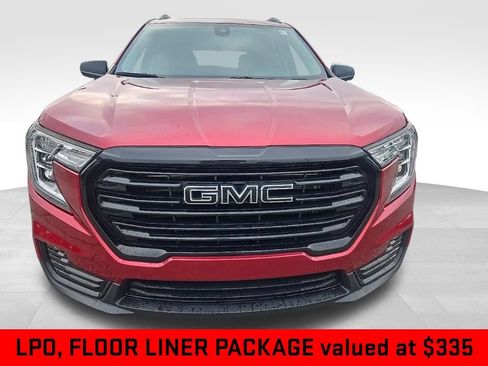 Certified 2023 GMC Terrain SLE w/ Driver Convenience Package FWD image 8
