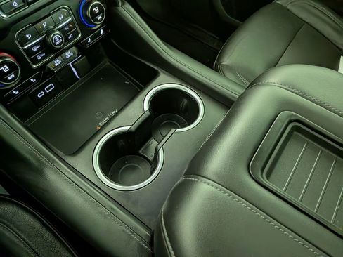 Used 2021 Chevrolet Tahoe Z71 w/ Z71 Signature Package image 28