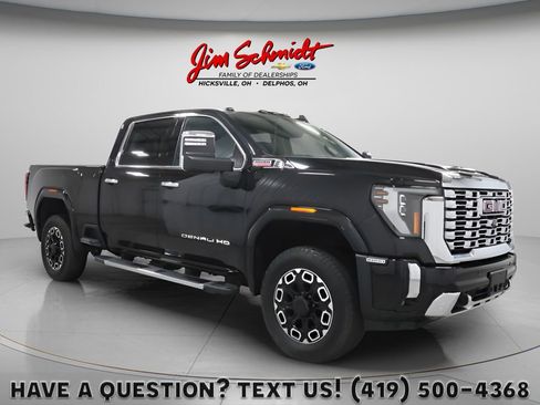 Used 2024 GMC Sierra 2500 Denali w/ Denali Reserve Package AWD/4WD image 1