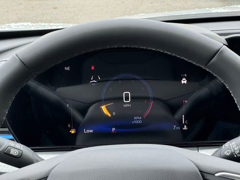 New 2026 Chevrolet Trax LT w/ Sunroof Package image 26