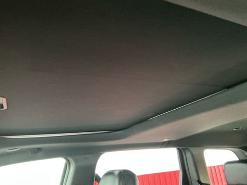 Used 2021 Jeep Grand Cherokee Laredo X image 36