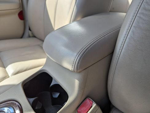 Used 2011 Chevrolet Impala LT w/ Luxury Edition Package FWD image 25
