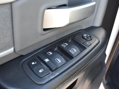 Used 2022 RAM 2500 Big Horn AWD/4WD image 16
