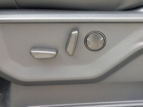 New 2026 Ford Expedition Max Platinum image 24