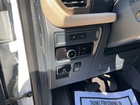 Used 2023 Ford Expedition Max Limited image 49