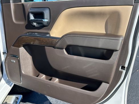 Used 2019 GMC Sierra 2500 Denali w/ Duramax Plus Package image 27