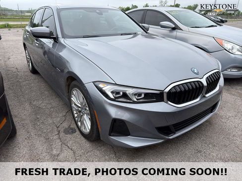 Used 2023 BMW 330e w/ Premium Package image 1