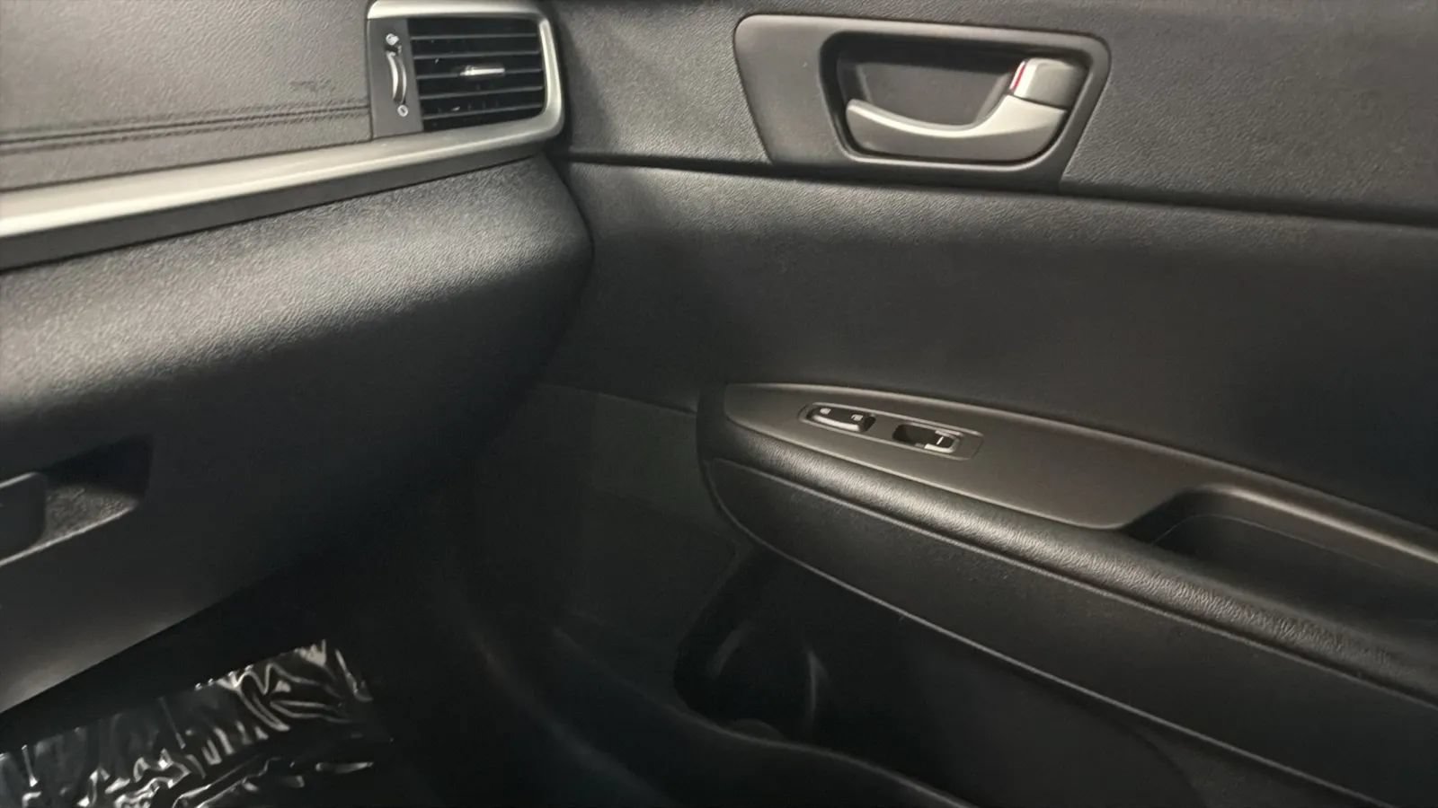 Used 2020 Kia Optima LX FWD image 16
