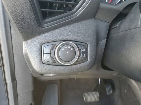 Used 2018 Ford Escape SE image 18