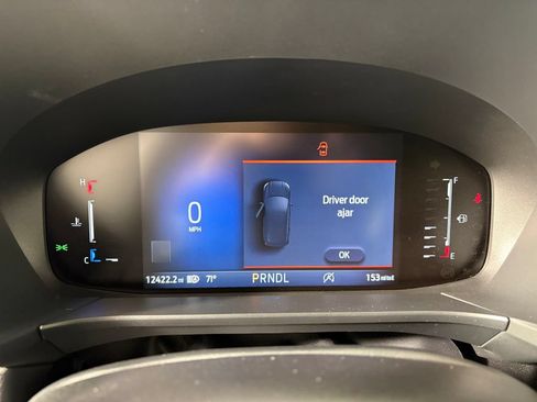 Certified 2024 Ford Escape ST-Line w/ Tech Pack #1 AWD/4WD image 17