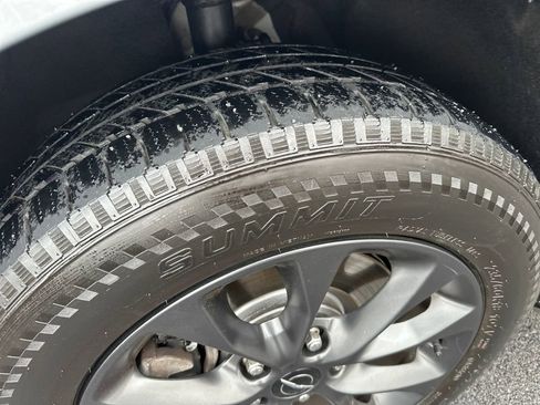 Used 2021 Chrysler Pacifica Limited w/ S Appearance Package image 13