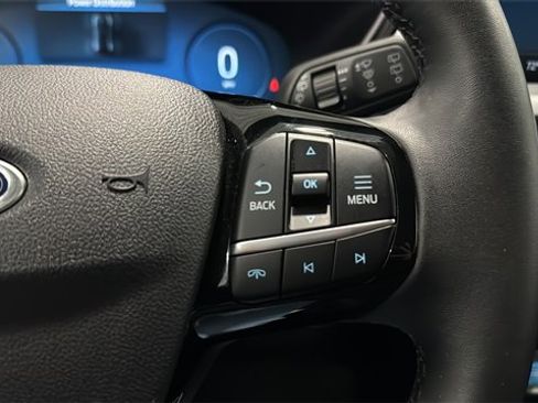 Used 2024 Ford Escape Platinum image 18